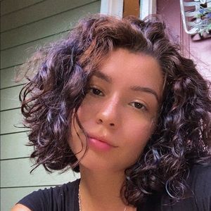 Meet your Posher, Jasmine